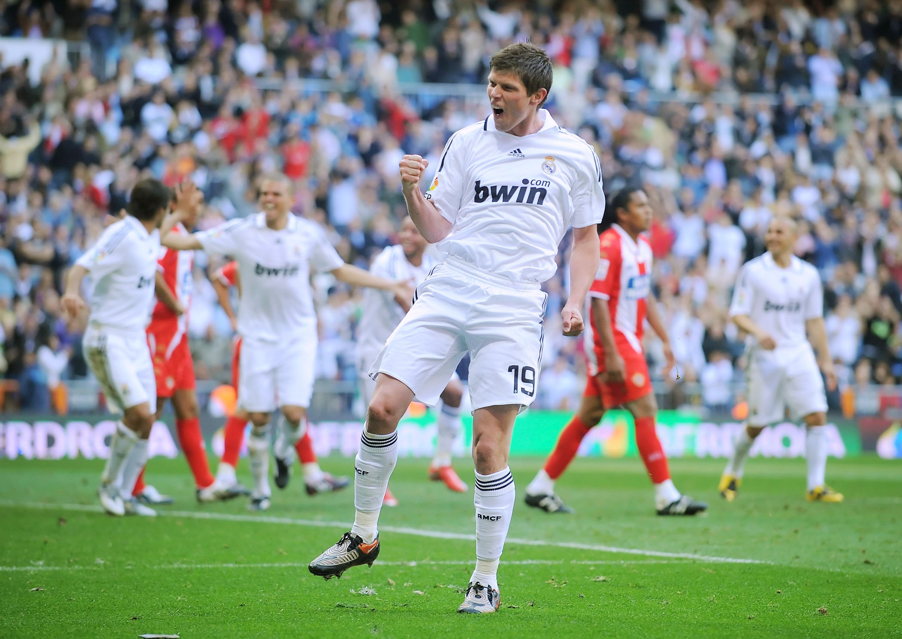 冲刺阶段巴塞罗那主帅复盘——法国杯节点到来；赛场秩序良好；球探报告显示潜力(巴萨主帅弗里克简介)