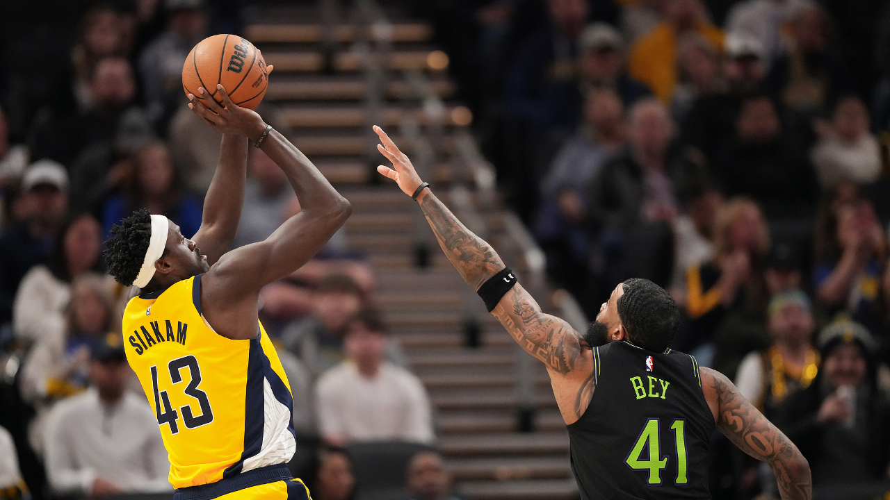 关于西亚卡姆关键节点战术调整，MAD带队取胜！的信息