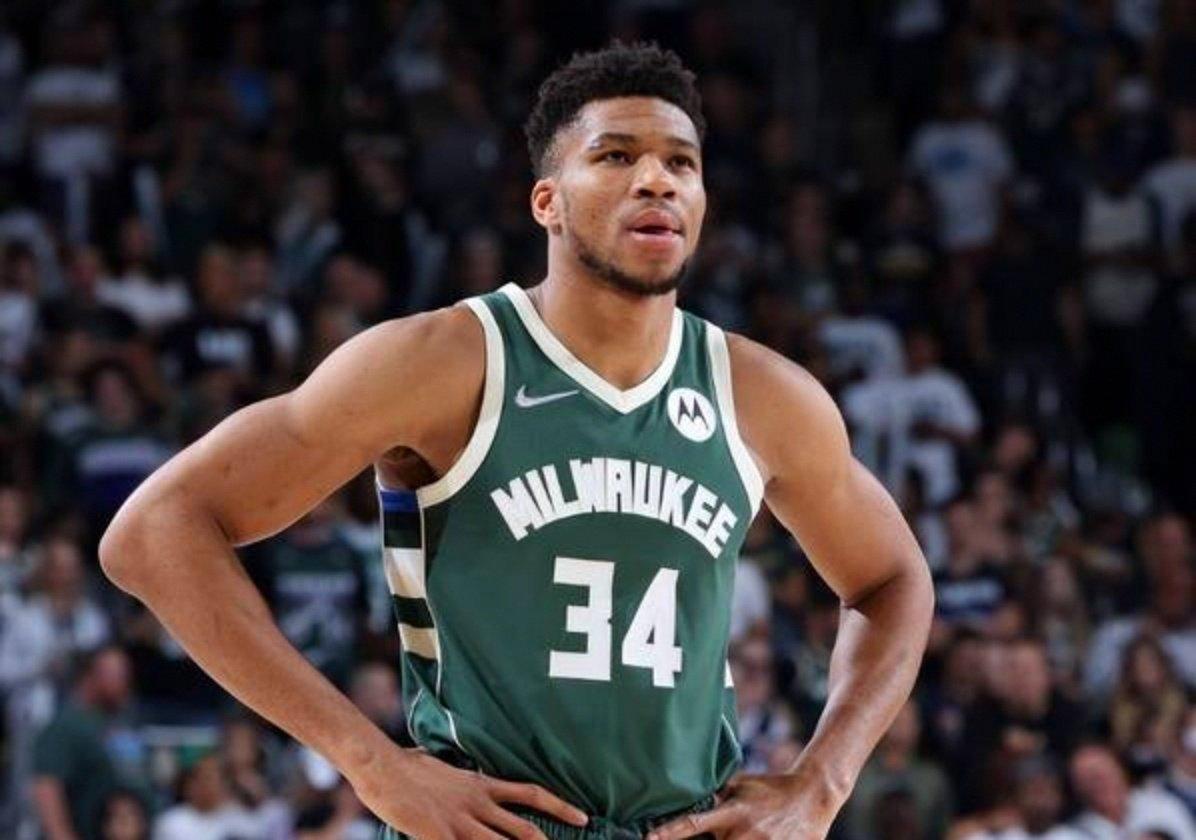 字母哥连续十二场比赛得分超过关键助攻，C9挑战极限！的简单介绍